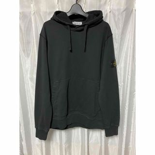 STONE ISLAND(パーカー)のフリマアイテム一覧 STONE ISLAND(パーカー)のフリマアイテム一覧