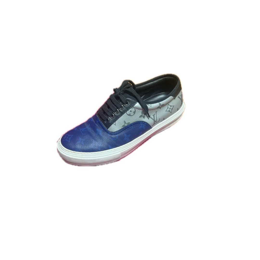 LOUIS VUITTON - LOUIS VUITTON (美品)レザースニーカー LOUIS VUITTON - LOUIS VUITTON (美品)レザースニーカー