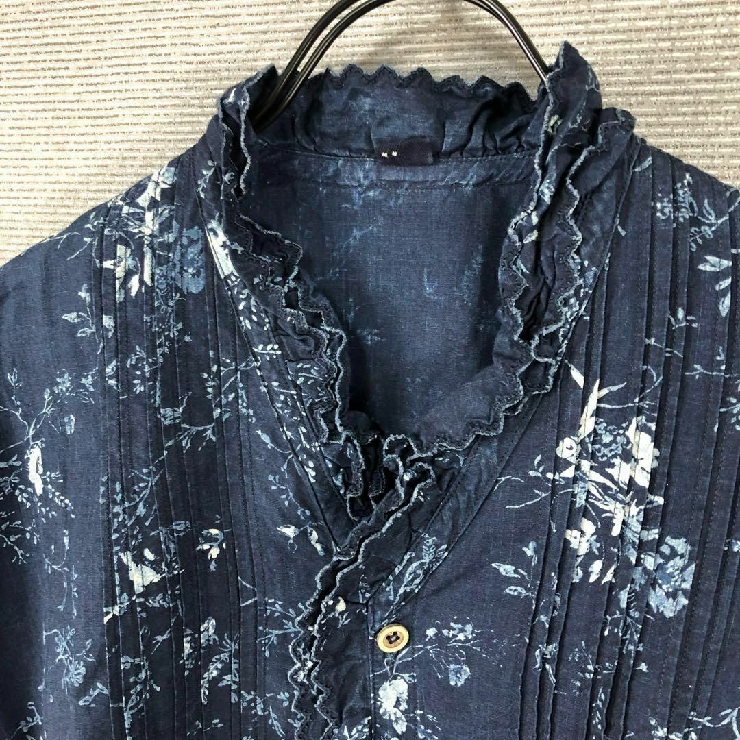 45R - 45R タペット森花プリントフリルブラウス ブルーの通販 by 45R - 45R タペット森花プリントフリルブラウス ブルーの通販 by