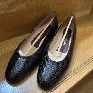 CHARLES JOURDAN(靴/シューズ ・ ブラウン/茶色系)のフリマ CHARLES JOURDAN(靴/シューズ ・ ブラウン/茶色系)のフリマ