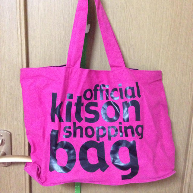 KITSON(キットソン)のkitson トートバッグ レディースのバッグ(トートバッグ)の商品写真