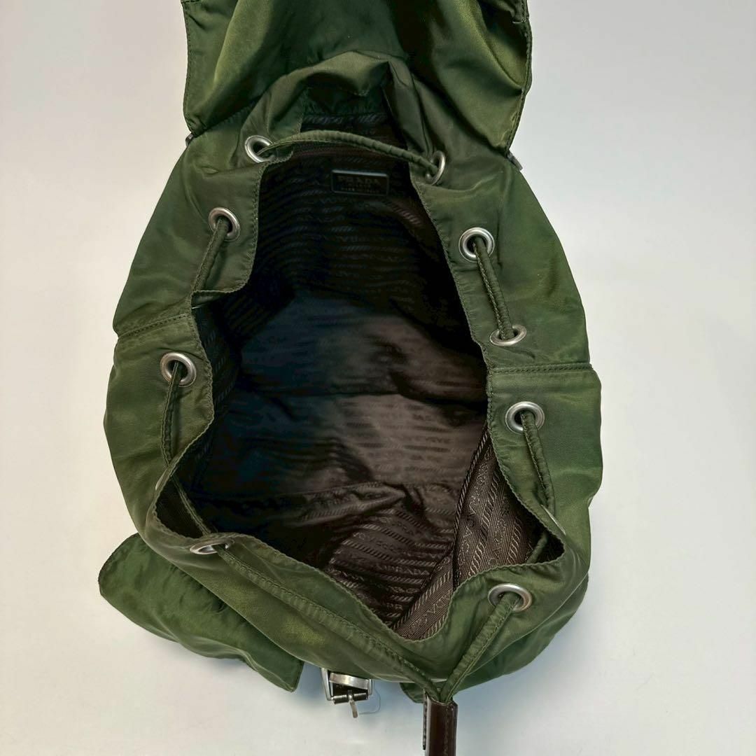 PRADA - m56【美品】プラダ 三角ロゴ ナイロン レザー 巾着 PRADA - m56【美品】プラダ 三角ロゴ ナイロン レザー 巾着