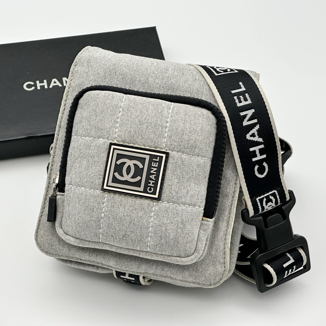 CHANEL - 【極美品】CHANEL シャネル スポーツライン ウエスト CHANEL - 【極美品】CHANEL シャネル スポーツライン ウエスト