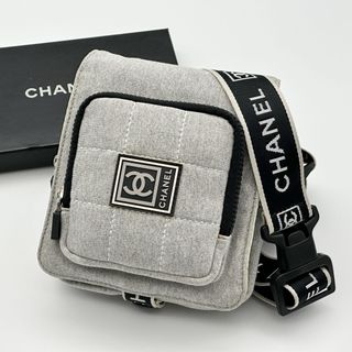 CHANEL(ボディバッグ/ウエストポーチ)のフリマアイテム一覧 CHANEL(ボディバッグ/ウエストポーチ)のフリマアイテム一覧