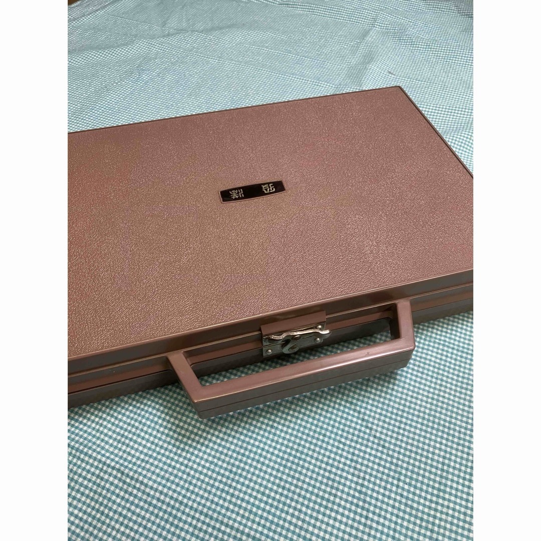 お値引き、昭和のヴィンテージ麻雀牌、中古品ですがの通販 by 尚 お値引き、昭和のヴィンテージ麻雀牌、中古品ですがの通販 by 尚