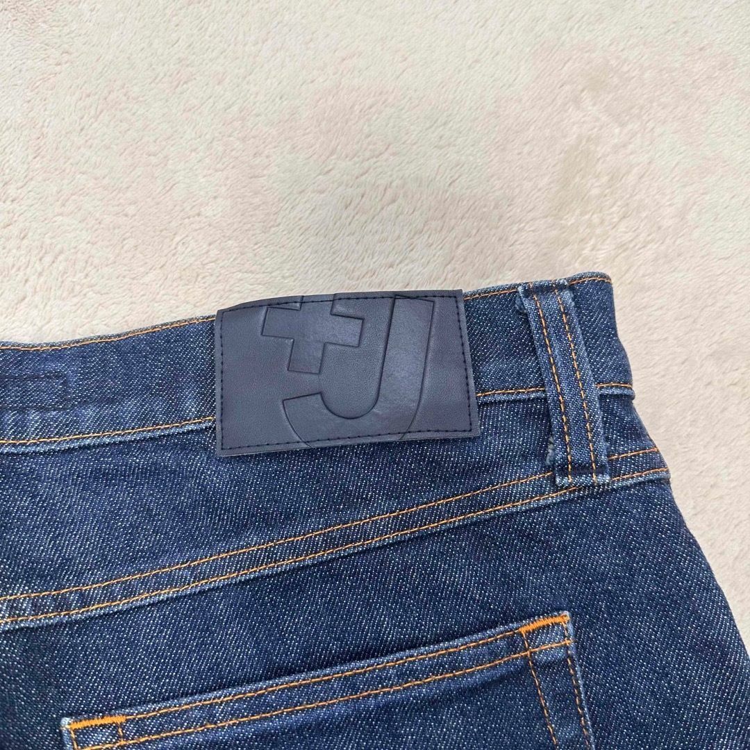 UNIQLO - UNIQLO +J セルビッジストレートジーンズ デニム UNIQLO - UNIQLO +J セルビッジストレートジーンズ デニム