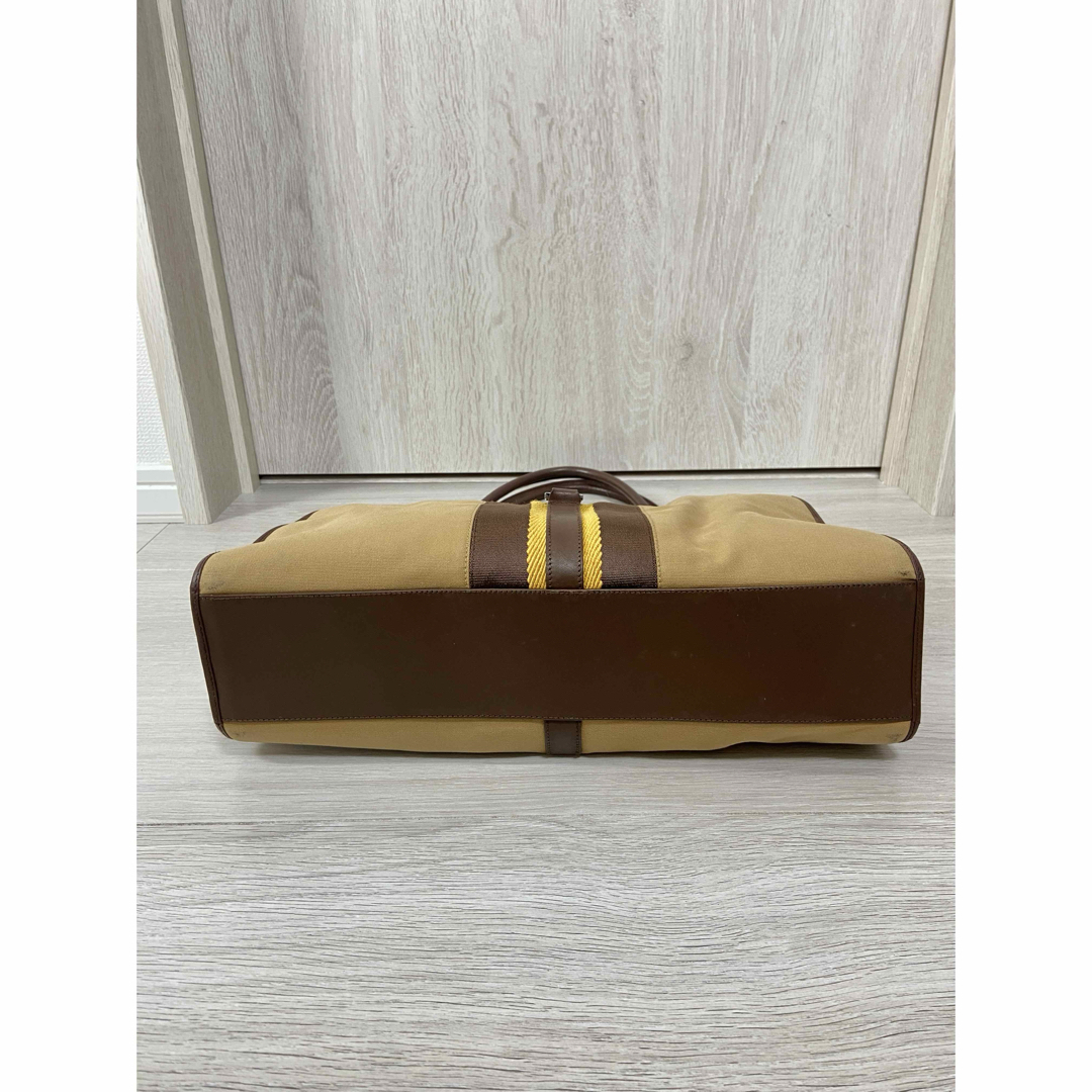 GUCCI - GUCCI ジャッキー シェリーライン ショルダーバッグ GUCCI - GUCCI ジャッキー シェリーライン ショルダーバッグ