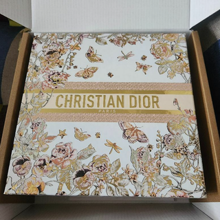 Christian Dior - ❤新品・未使用❤非売品 Dior クッション Christian Dior - ❤新品・未使用❤非売品 Dior クッション