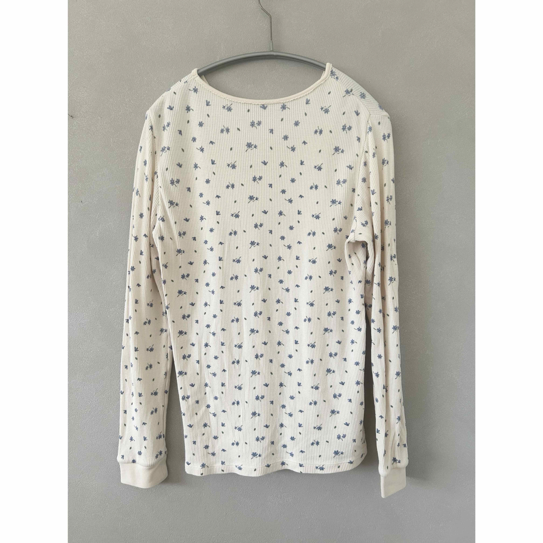 UNIQLO - ユニクロ ワッフルロンT ルームウェア 150 小花柄 UNIQLO - ユニクロ ワッフルロンT ルームウェア 150 小花柄