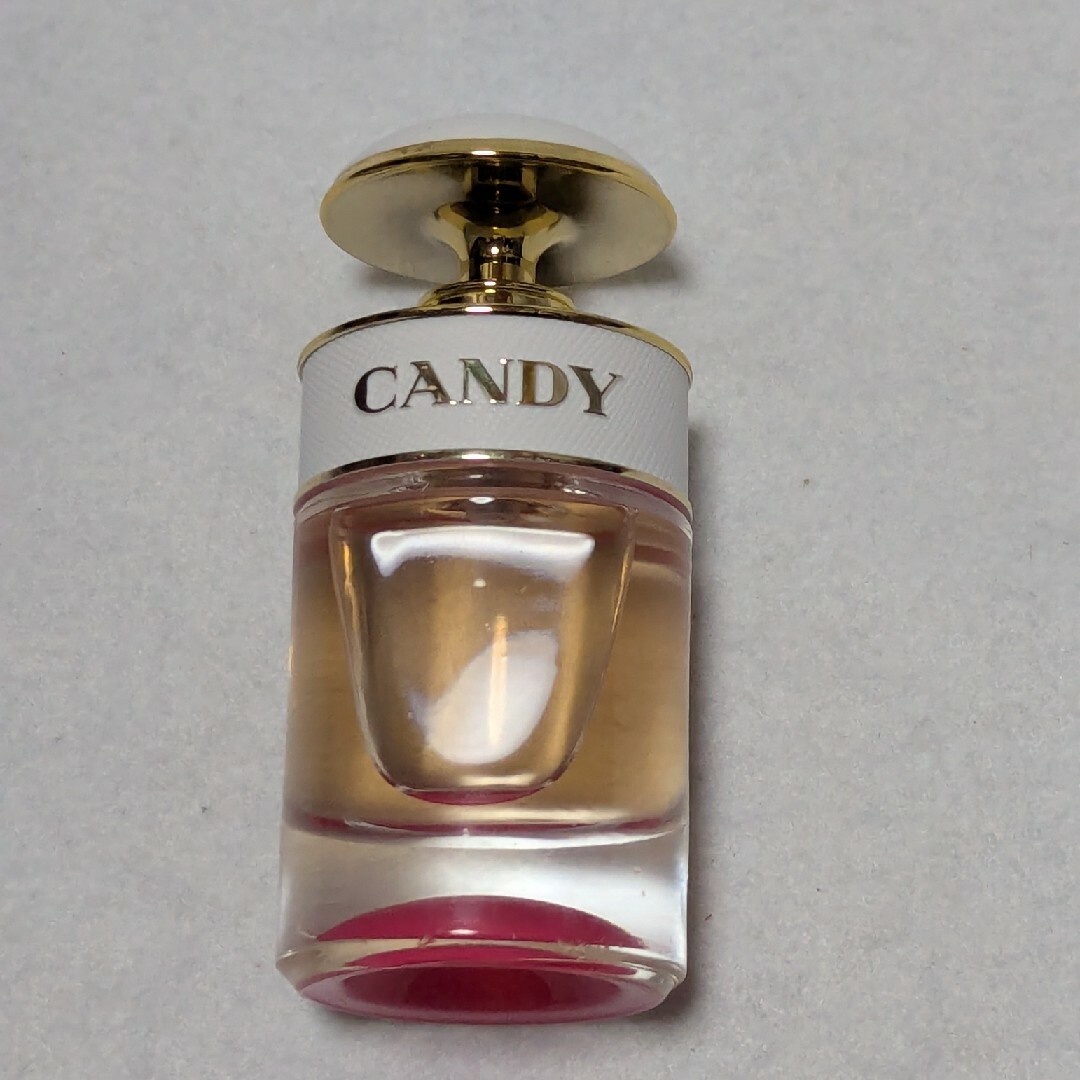 PRADA - プラダキャンディキスオーデパルファム30mlの通販 by PRADA - プラダキャンディキスオーデパルファム30mlの通販 by