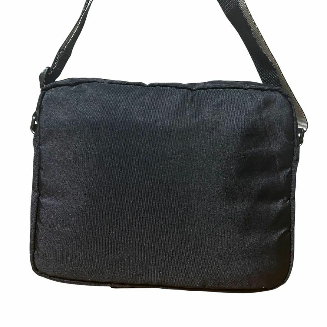 DIESEL - 美品 ディーゼル ショルダーバッグ 斜めがけ DIESEL - 美品 ディーゼル ショルダーバッグ 斜めがけ