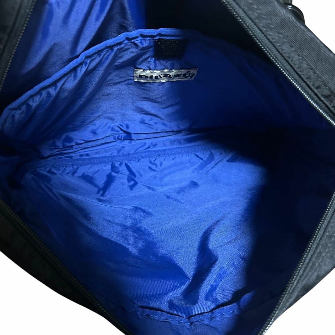 DIESEL - 美品 ディーゼル ショルダーバッグ 斜めがけ DIESEL - 美品 ディーゼル ショルダーバッグ 斜めがけ