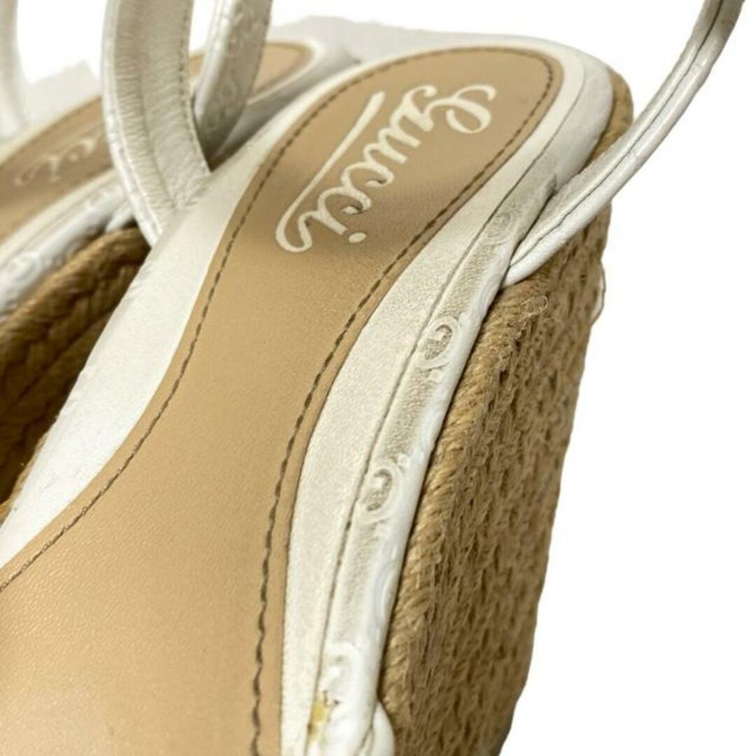 GUCCI - GUCCI(グッチ) サンダル 37 1/2 レディース - 291036 白 GUCCI - GUCCI(グッチ) サンダル 37 1/2 レディース - 291036 白