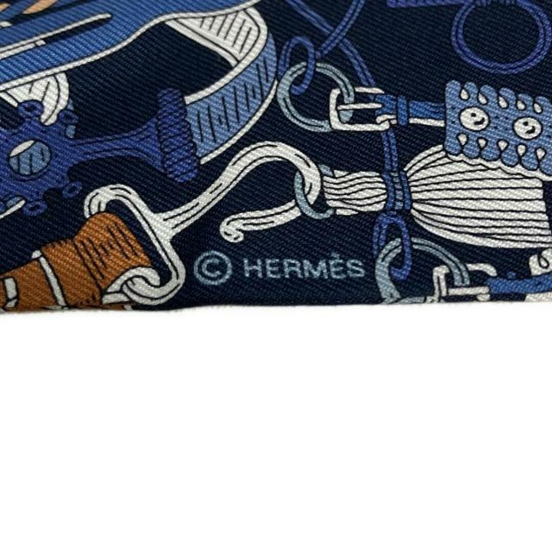 HERMES - HERMES(エルメス) スカーフ美品 ツイリー マリン×白 HERMES - HERMES(エルメス) スカーフ美品 ツイリー マリン×白
