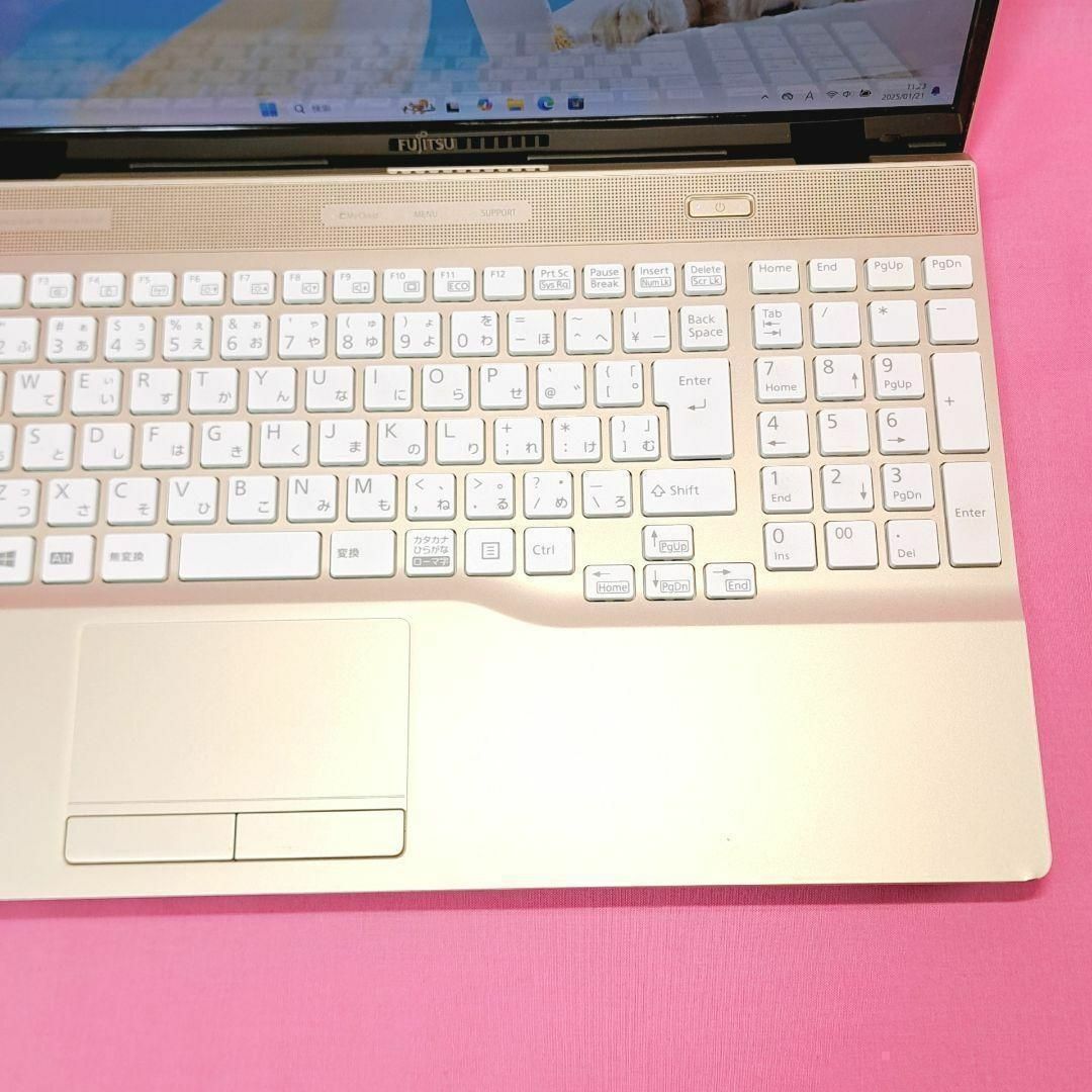 富士通 - 205✨第7世代i3/SSD/8GB✨富士通ノートパソコン 富士通 - 205✨第7世代i3/SSD/8GB✨富士通ノートパソコン