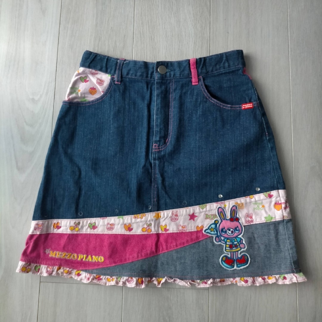 mezzo piano - mezzo piano デニムスカート パッチワーク 刺繍 mezzo piano - mezzo piano デニムスカート パッチワーク 刺繍