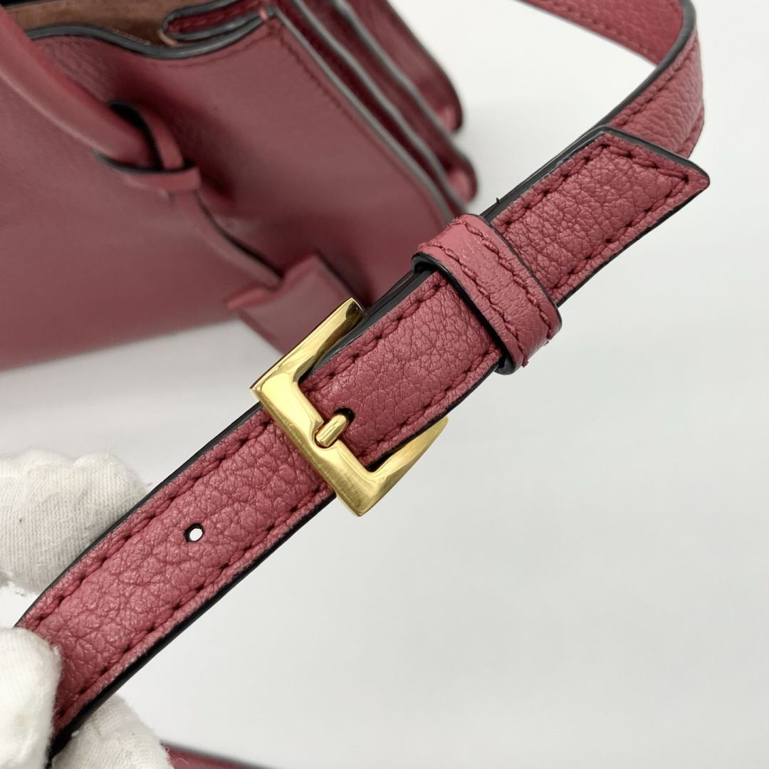 MIU MIU - miumiu マドラス 2way ハンドバッグ ショルダーバッグ MIU MIU - miumiu マドラス 2way ハンドバッグ ショルダーバッグ