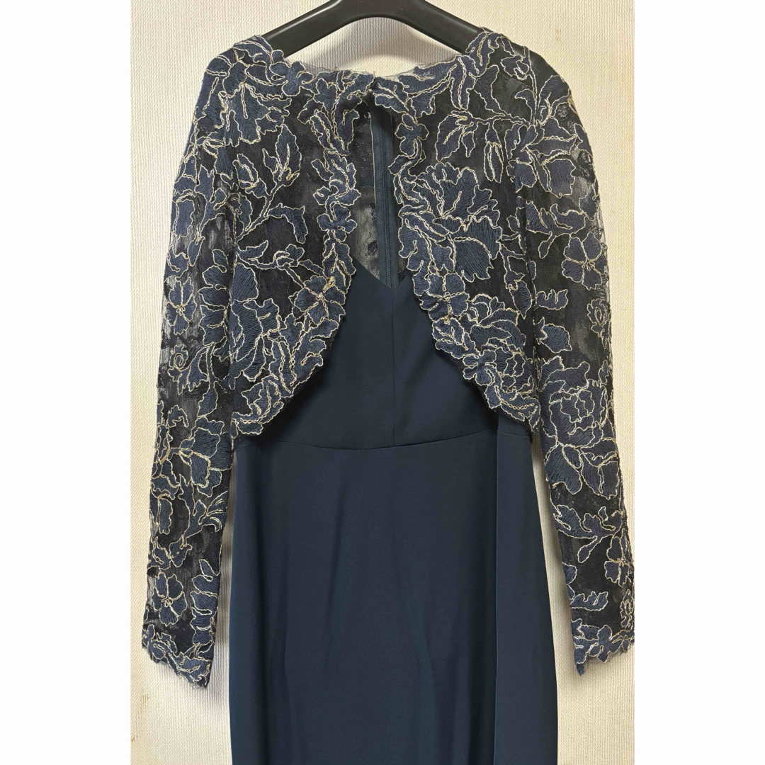 TADASHI SHOJI - 新品!TADASHI SHOJI刺繍レース長袖ボレロ付 TADASHI SHOJI - 新品!TADASHI SHOJI刺繍レース長袖ボレロ付