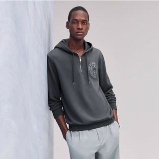 HERMES - エルメス パーカーの通販 by BRANDOFF(ブランドオフ HERMES - エルメス パーカーの通販 by BRANDOFF(ブランドオフ