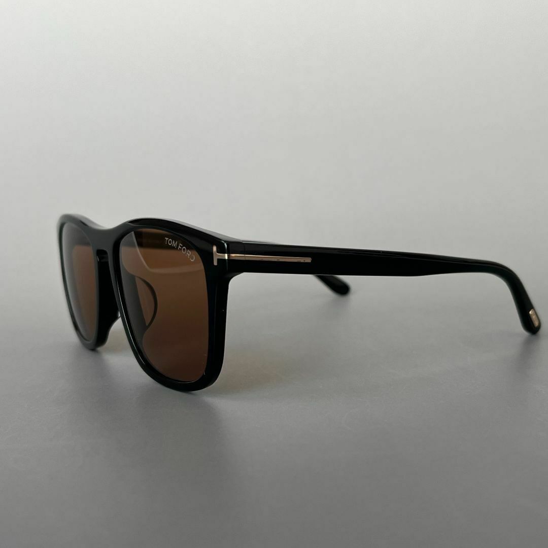 TOM FORD EYEWEAR - トムフォード サングラス ウェリントン TOM FORD EYEWEAR - トムフォード サングラス ウェリントン