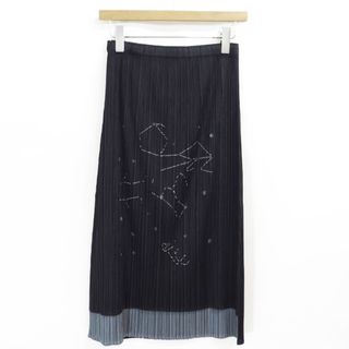 PLEATS PLEASE ISSEY MIYAKE(ロングスカート)のフリマアイテム一覧 PLEATS PLEASE ISSEY MIYAKE(ロングスカート)のフリマアイテム一覧