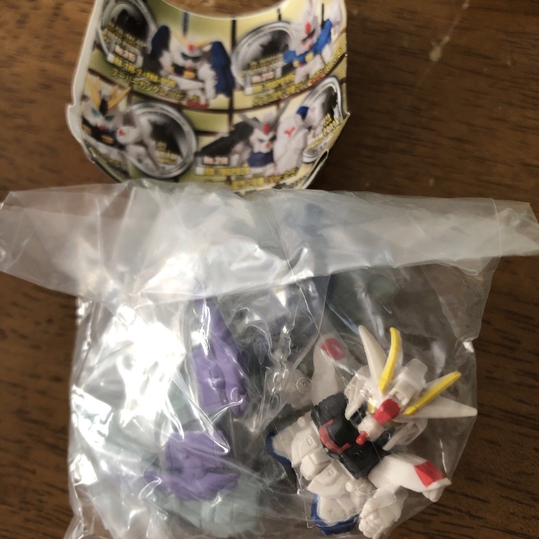 Gundam Collection(BANDAI)(ガンダムコレクション)のガンダムガチャガチャ エンタメ/ホビーのおもちゃ/ぬいぐるみ(模型/プラモデル)の商品写真