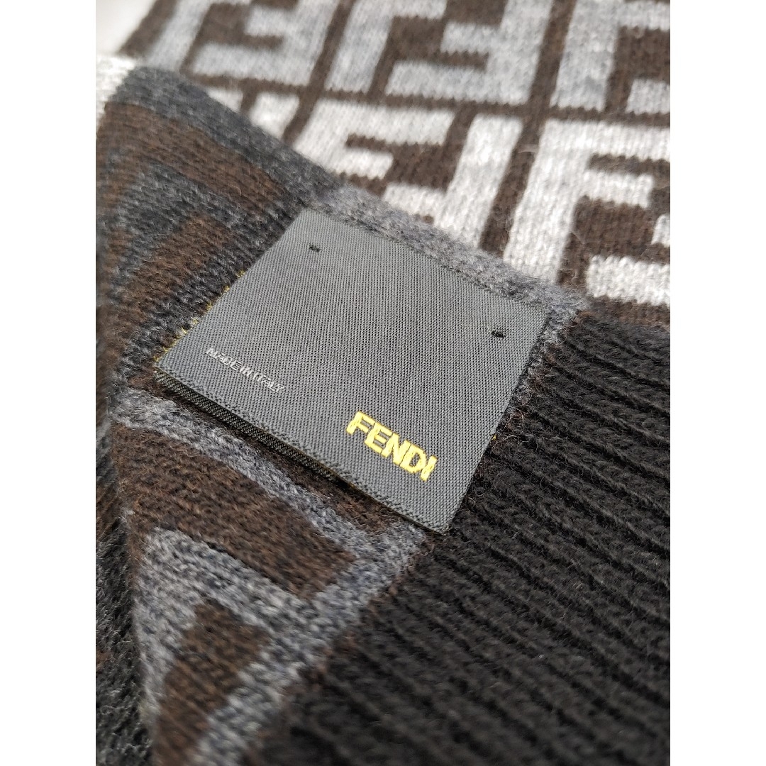FENDI - FENDI フェンディ ズッカ柄 マフラー の通販 by りえ's FENDI - FENDI フェンディ ズッカ柄 マフラー の通販 by りえ's