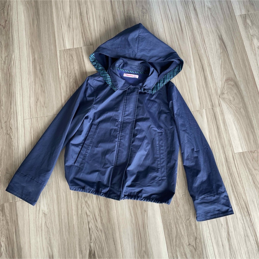 familiar(ファミリア)のfamiliar 140 ファミリア ウィンドブレーカー パーカー ジャンパー キッズ/ベビー/マタニティのキッズ服女の子用(90cm~)(ジャケット/上着)の商品写真