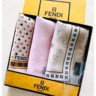 FENDI(ハンカチ)のフリマアイテム一覧 FENDI(ハンカチ)のフリマアイテム一覧