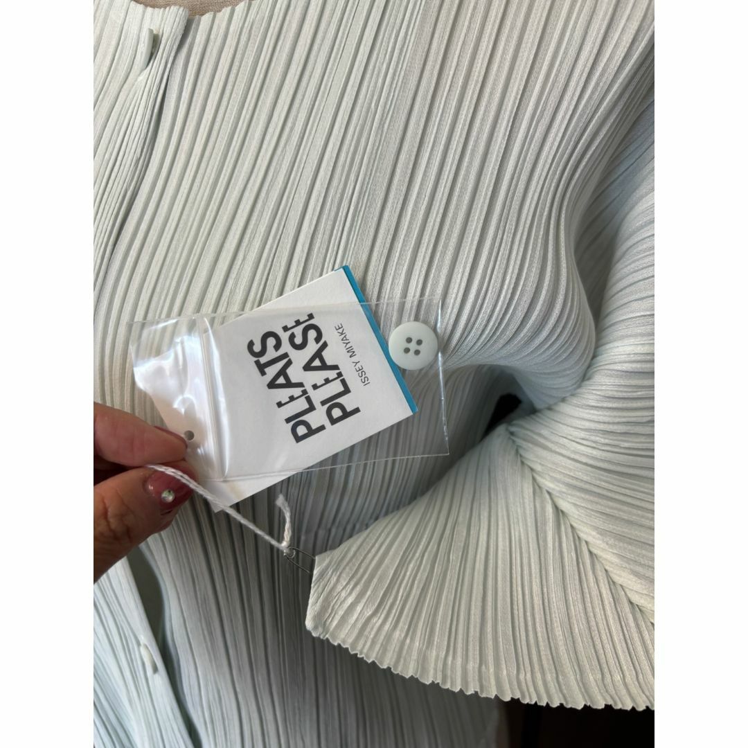PLEATS PLEASE ISSEY MIYAKE - PLEATS PLEASE ISSEY MIYAKE PLEATS PLEASE ISSEY MIYAKE - PLEATS PLEASE ISSEY MIYAKE