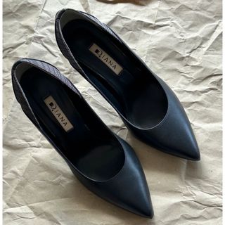 DIANA - 《極美品》DIANA シルバー グリッターラメ パンプス DIANA - 《極美品》DIANA シルバー グリッターラメ パンプス