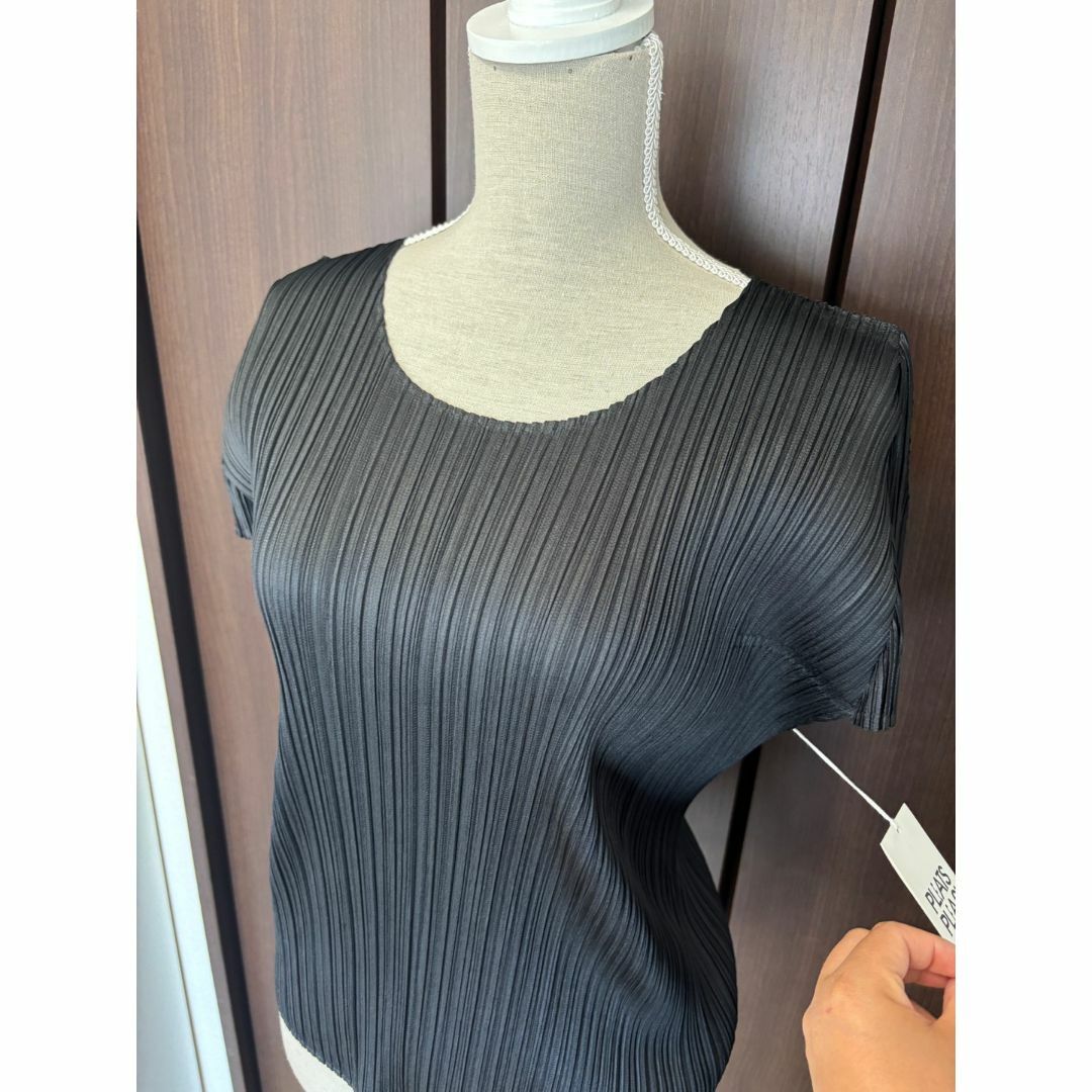 PLEATS PLEASE ISSEY MIYAKE - PLEATS PLEASE ISSEY MIYAKE 丸首 PLEATS PLEASE ISSEY MIYAKE - PLEATS PLEASE ISSEY MIYAKE 丸首