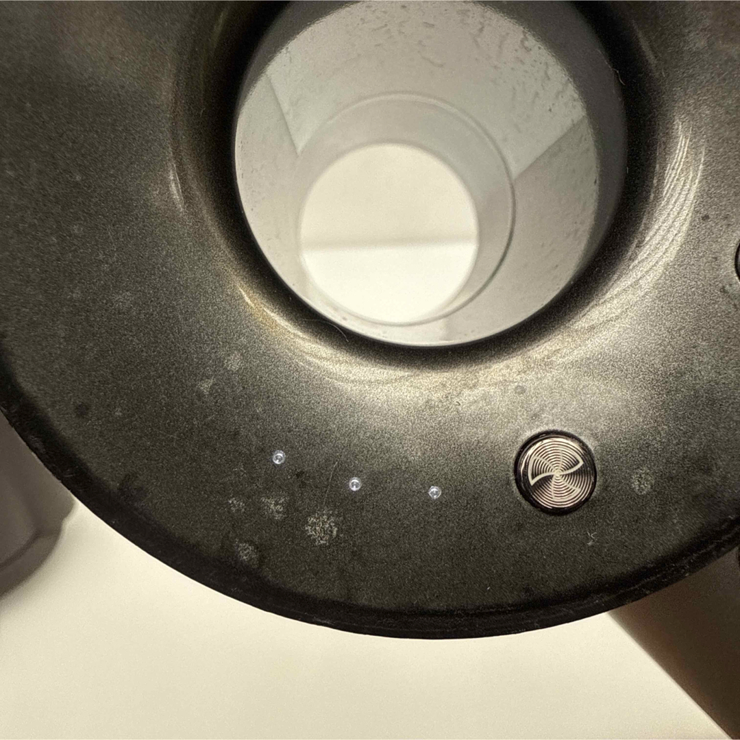 Dyson(ダイソン)のd765 Dyson ダイソン　ドライヤー　HD01  スマホ/家電/カメラの美容/健康(ドライヤー)の商品写真