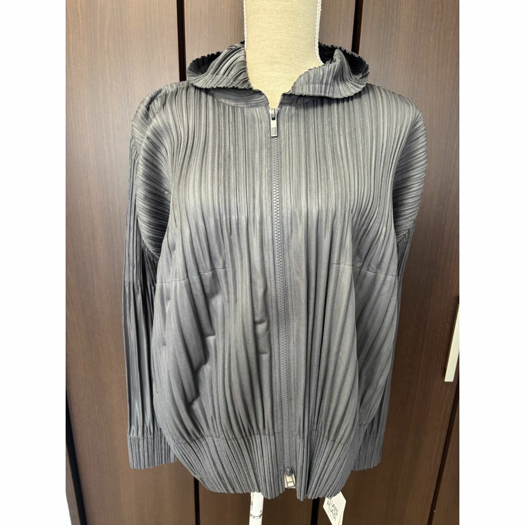PLEATS PLEASE ISSEY MIYAKE - PLEATS PLEASE ISSEY MIYAKE PLEATS PLEASE ISSEY MIYAKE - PLEATS PLEASE ISSEY MIYAKE