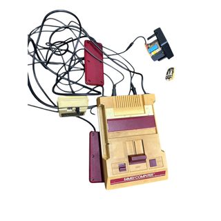 ファミリーコンピュータ(家庭用ゲーム機本体)のフリマアイテム一覧 ファミリーコンピュータ(家庭用ゲーム機本体)のフリマアイテム一覧