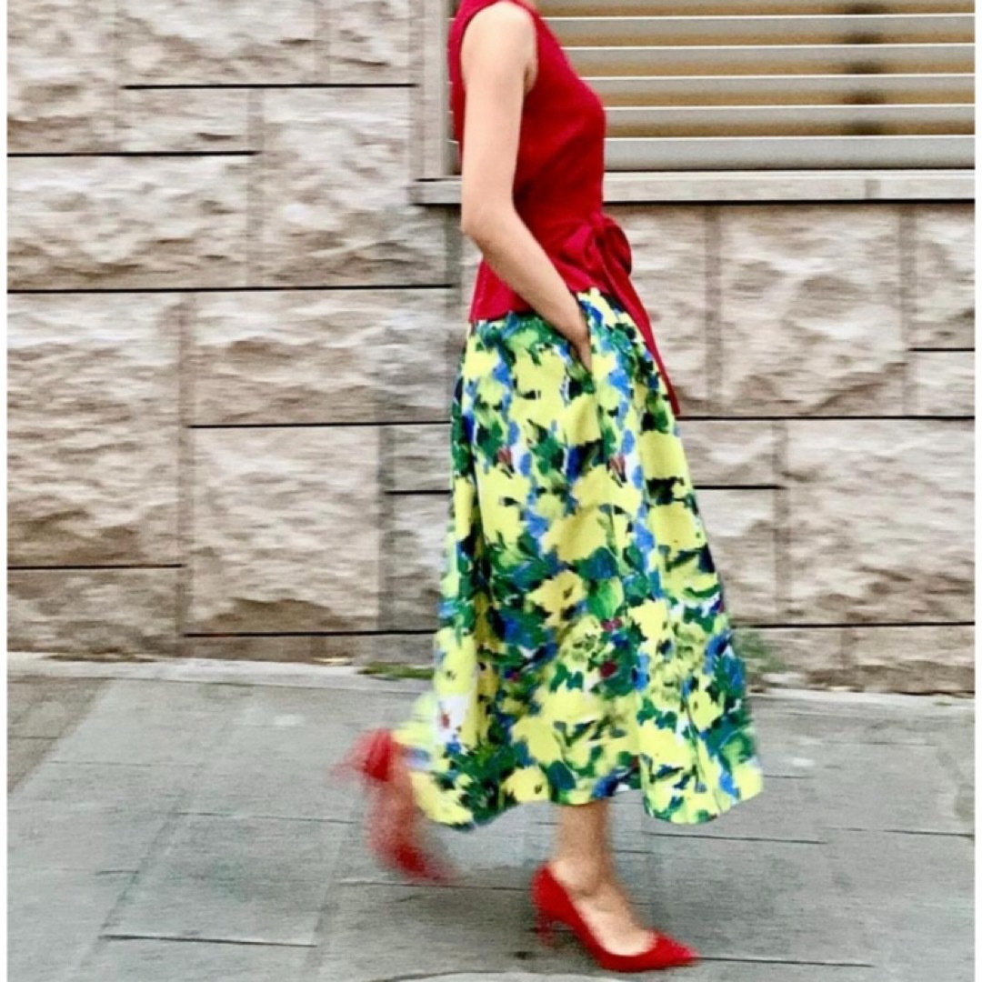 Drawer - SHE TOKYO Anna flower skirtフラワー スカートの通販 Drawer - SHE TOKYO Anna flower skirtフラワー スカートの通販