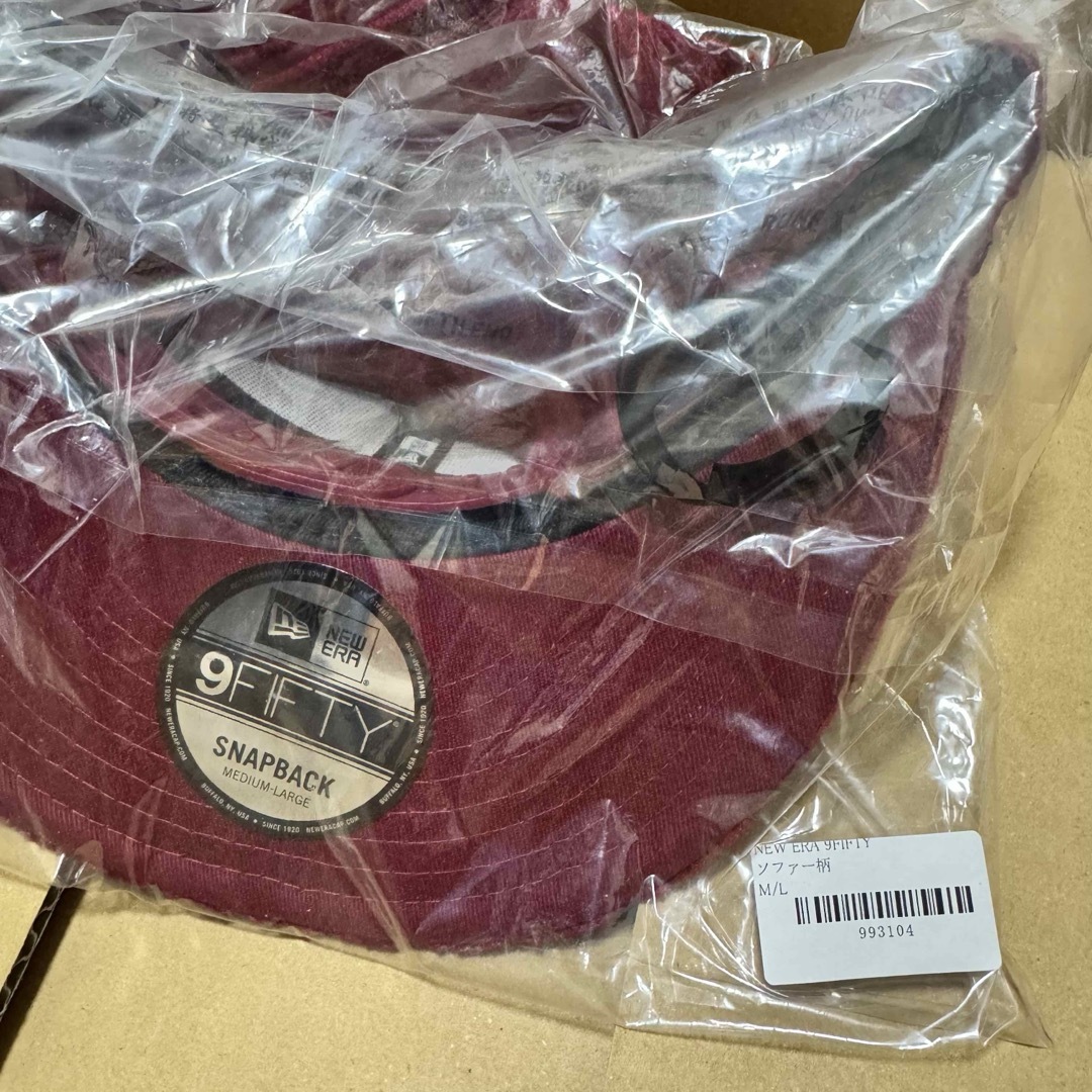 NEW ERA(ニューエラ)の新品未開封 コメダ NEW ERA 9FIFTY ソファー柄 M/L ニューエラ メンズの帽子(キャップ)の商品写真
