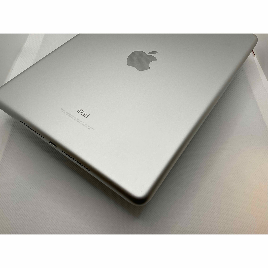 Apple - iPad 第5世代 WiFi 32GB シルバー BT94%の通販 by Apple - iPad 第5世代 WiFi 32GB シルバー BT94%の通販 by