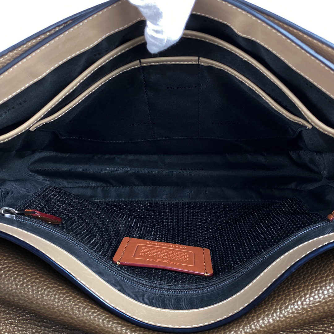 COACH - 【在庫一掃】 コーチ ゴッサム メッセンジャー 34 COACH - 【在庫一掃】 コーチ ゴッサム メッセンジャー 34