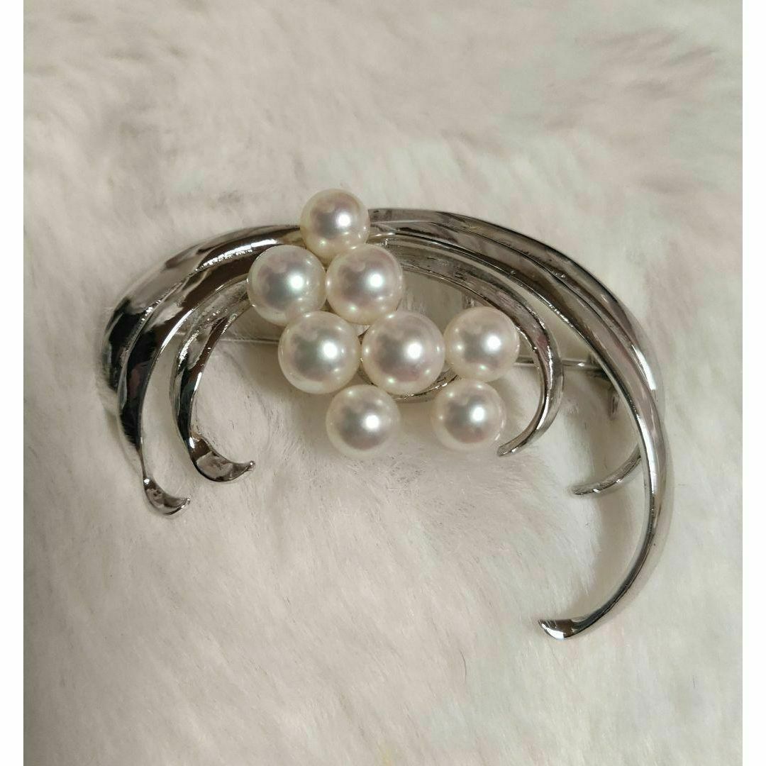 MIKIMOTO - 美品 ミキモト ブローチ silver ベビーパール 4〜5mm MIKIMOTO - 美品 ミキモト ブローチ silver ベビーパール 4〜5mm