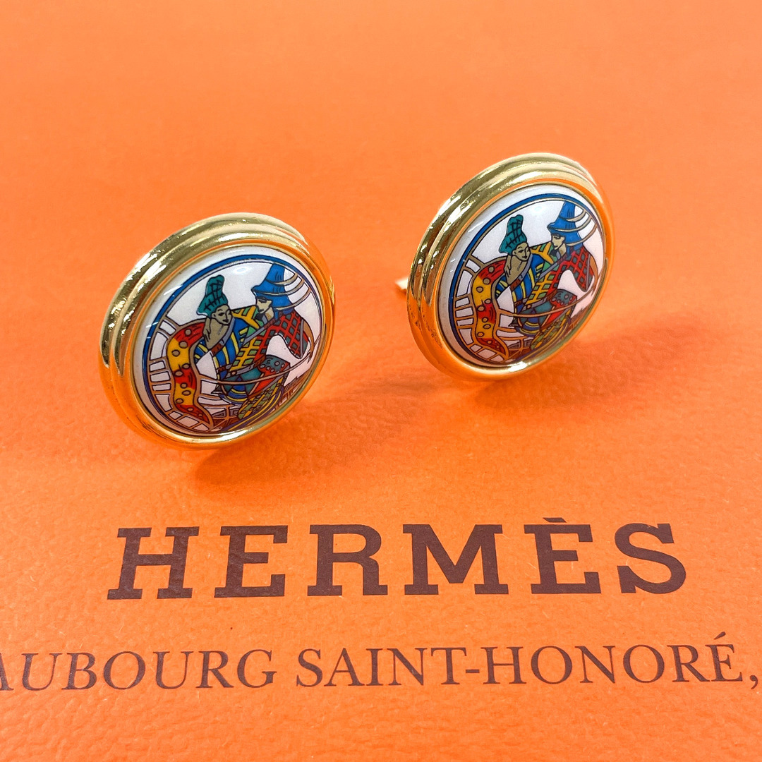 HERMES - エルメス イヤリング エマイユ 七宝焼き ゴールドの HERMES - エルメス イヤリング エマイユ 七宝焼き ゴールドの