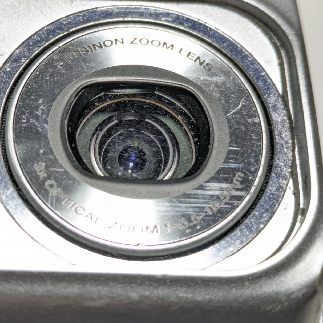 動作チェック済み 富士フイルム Finepix A210 エモい写真撮影し 動作チェック済み 富士フイルム Finepix A210 エモい写真撮影し