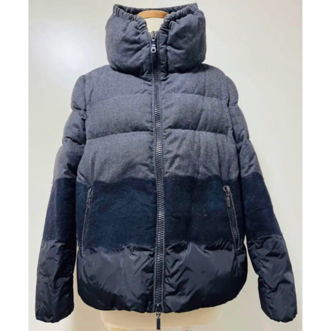 MONCLER - 定価20万 MONCLER モンクレール ショート ダウン MONCLER - 定価20万 MONCLER モンクレール ショート ダウン
