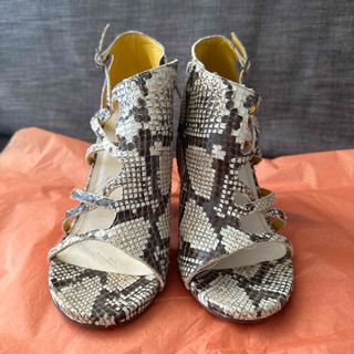 Maison Margiela(旧Maison Martin Margiela)のフリマアイテム一覧 Maison Margiela(旧Maison Martin Margiela)のフリマアイテム一覧