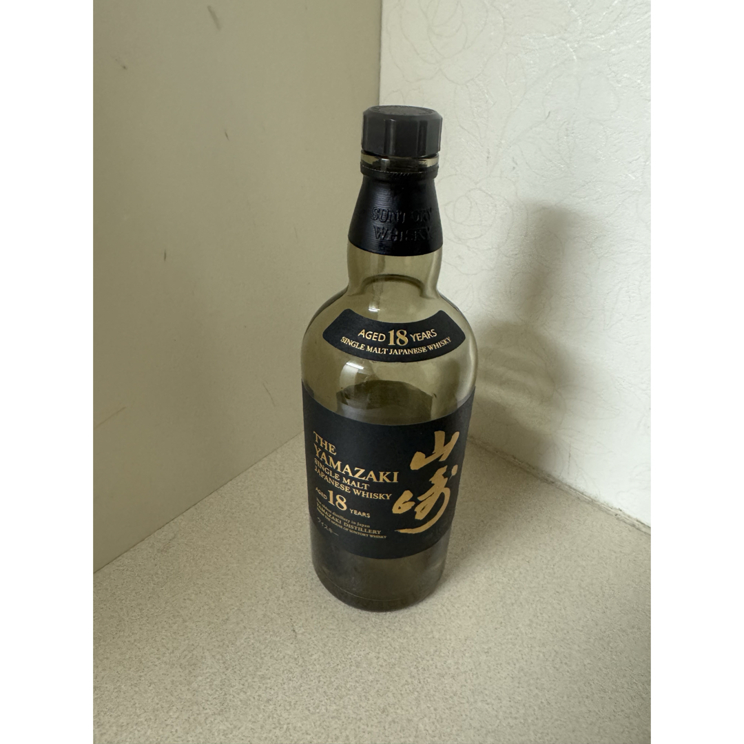 色々な サントリー 空瓶 700ml シングルモルトウイスキー 18年 色々な サントリー 空瓶 700ml シングルモルトウイスキー 18年