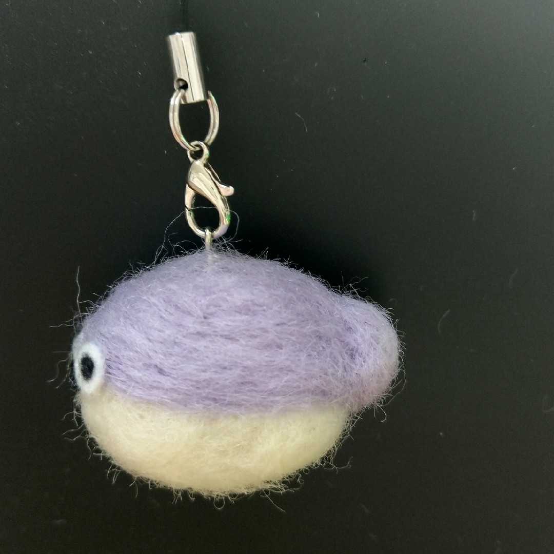 サカバンバスピス①紫】ハンドメイド☆羊毛フェルト☆ストラップ サカバンバスピス①紫】ハンドメイド☆羊毛フェルト☆ストラップ