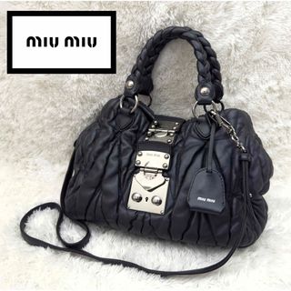 MIU MIU(ショルダーバッグ)のフリマアイテム一覧 MIU MIU(ショルダーバッグ)のフリマアイテム一覧
