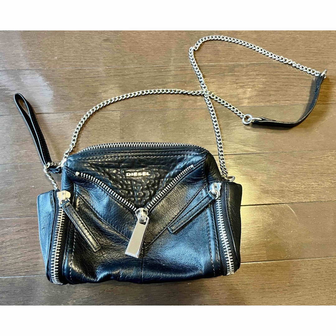 DIESEL - DIESEL ブラックレザーショルダーバッグの通販 by DIESEL - DIESEL ブラックレザーショルダーバッグの通販 by
