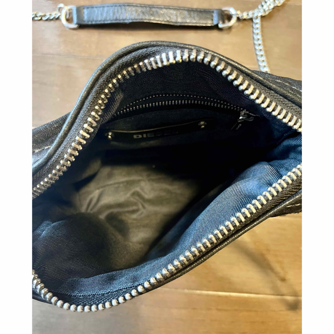 DIESEL - DIESEL ブラックレザーショルダーバッグの通販 by DIESEL - DIESEL ブラックレザーショルダーバッグの通販 by