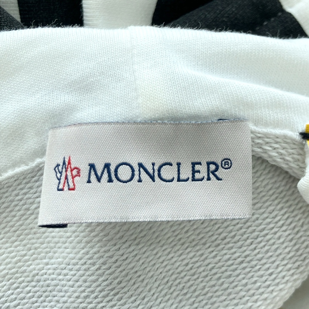 MONCLER - MONCLER GENIUS 7 FRAGMENT HIROSHI FUJIWA MONCLER - MONCLER GENIUS 7 FRAGMENT HIROSHI FUJIWA